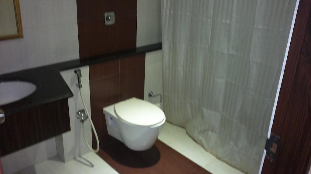 Hotel Sea Palace Kollam Zimmer foto